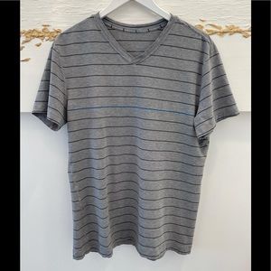 Mens Lulu Lemon V neck Tee
